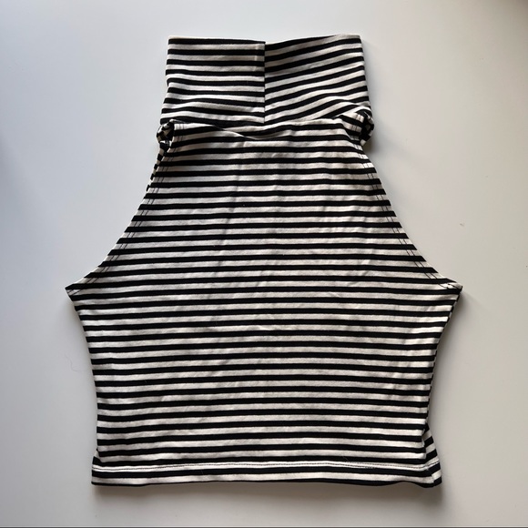 American Apparel turtleneck cropped tank top - Picture 3 of 6